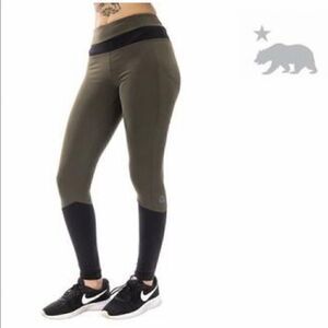 SIERRA DESIGNS Olive Green/Black Leggings